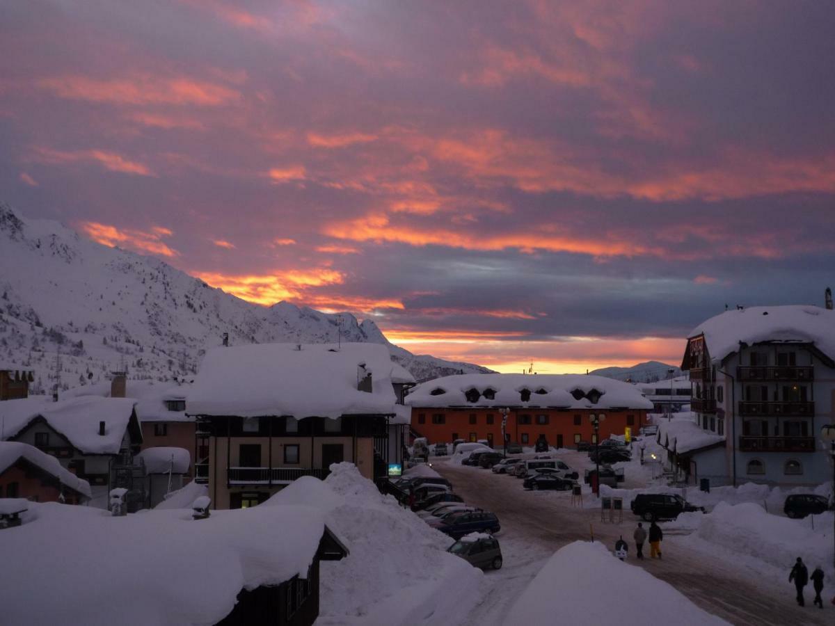 Dinastia Case Snow Apartment Passo del Tonale Exterior photo